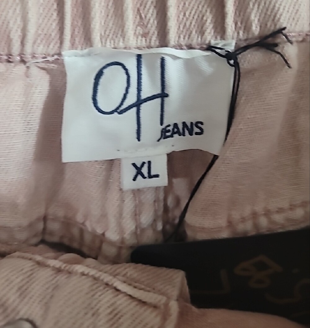 Oli & Hali Jeand Light Pink Star Patch High-Waist Jeans - Picture 2 of 3